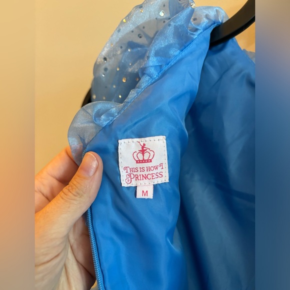 Beautiful Princess Dress - Kids size Medium, Blue tulle Rhinestones Snow White - Picture 8 of 16